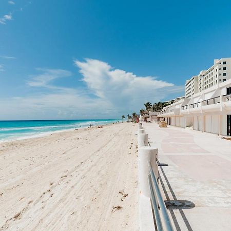 Hotelzone L20 Beach Access Cancún Exteriör bild