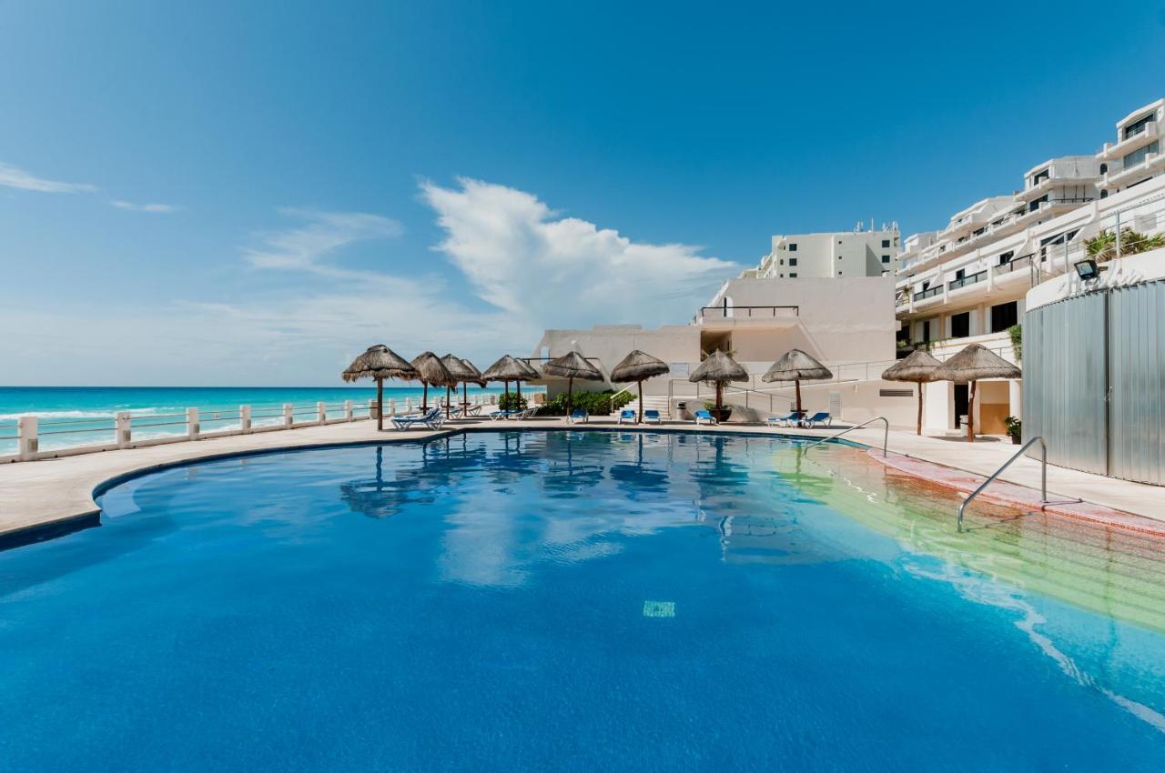 Hotelzone L20 Beach Access Cancún Exteriör bild